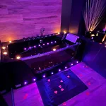 De Charme, Sauna, Jacuzzi,billard Vip *