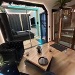 De Charme, Sauna, Jacuzzi,billard Vip * Verviers