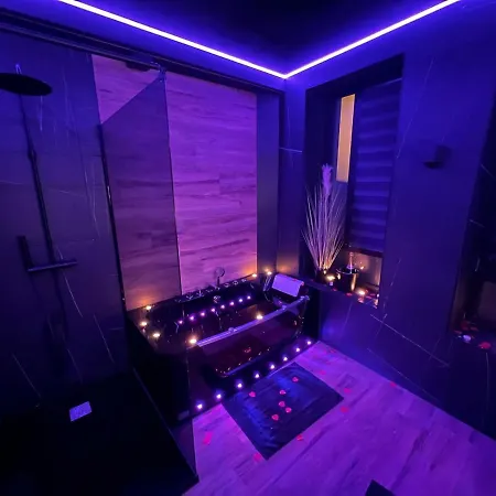 Aux Secrets De Lora, De Charme Vip Verviers