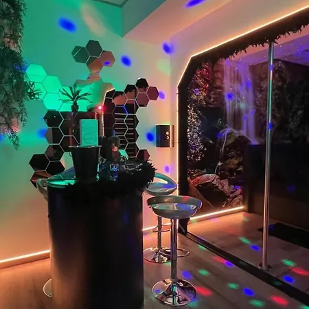 別荘 Aux Secrets De Lora, De Charme Vip ヴェルヴィエ