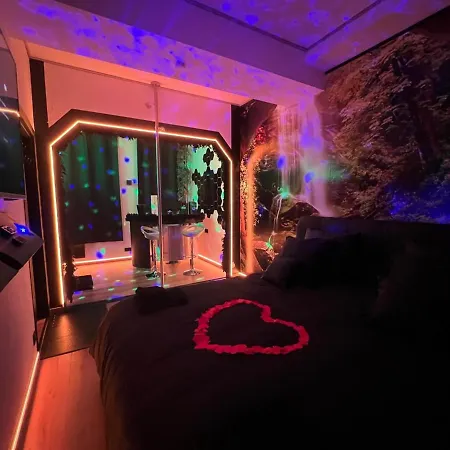 Chambre De Charme, Sauna, Jacuzzi,Billard Vip Casa de Férias