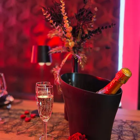 De Charme, Sauna, Jacuzzi,billard Vip, Clim * Verviers